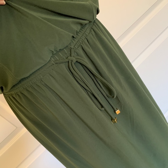 💚🫒🦖 Super CUTE Green Dress 🦖🫒💚 - Picture 3 of 16